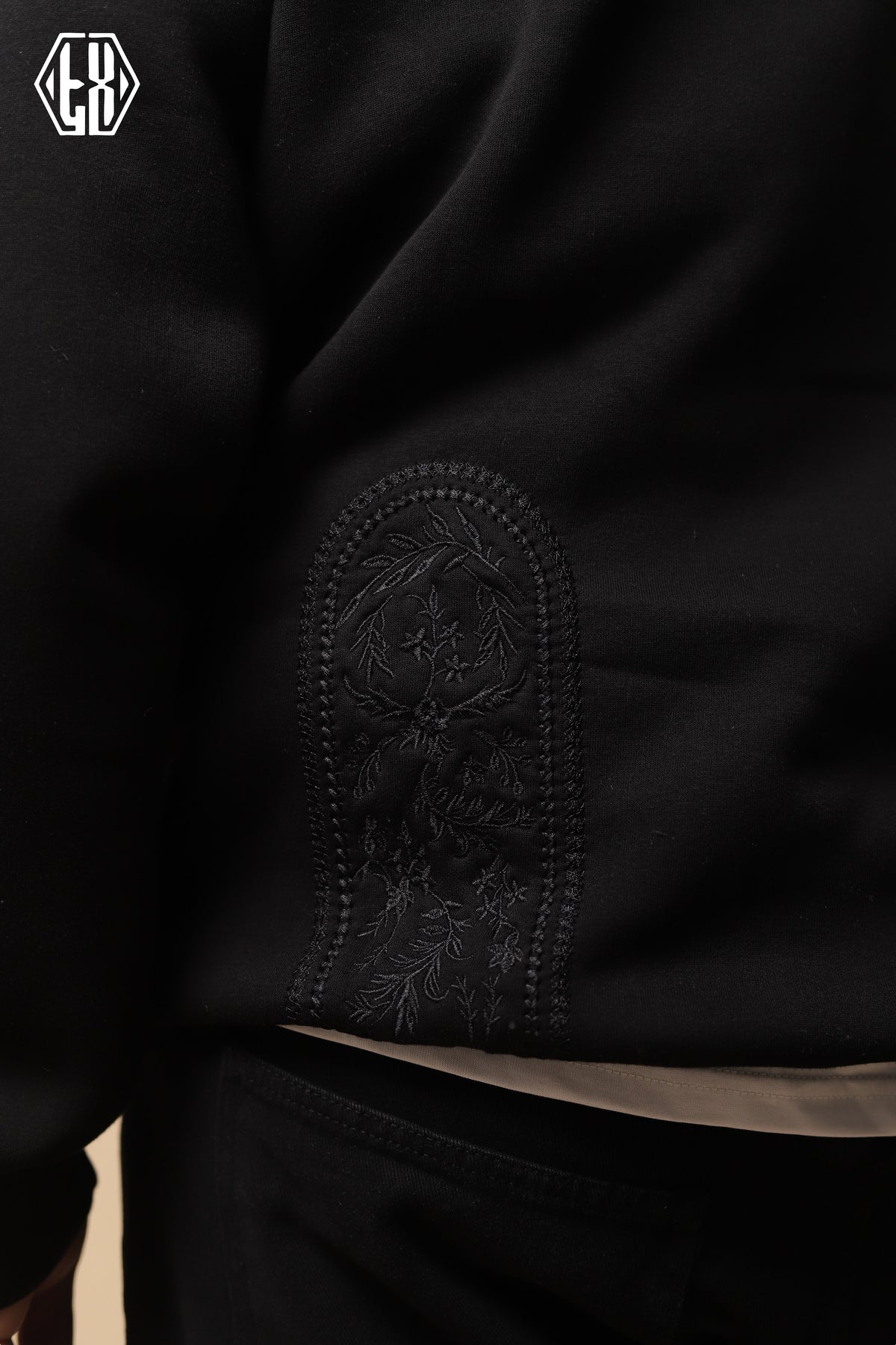 TAPESTRY OTT. HOODIE