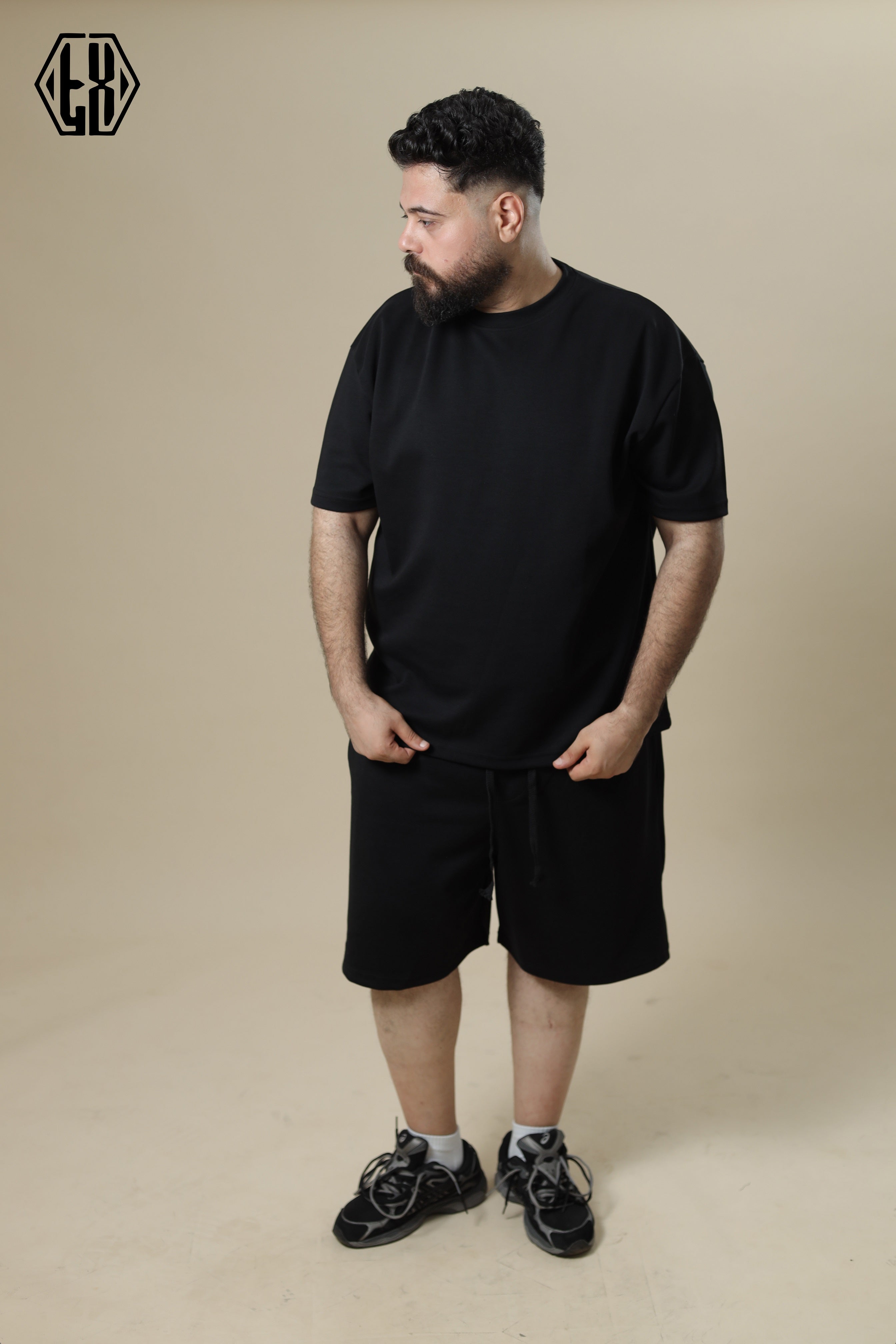 T_SHIRT & SHORT SET