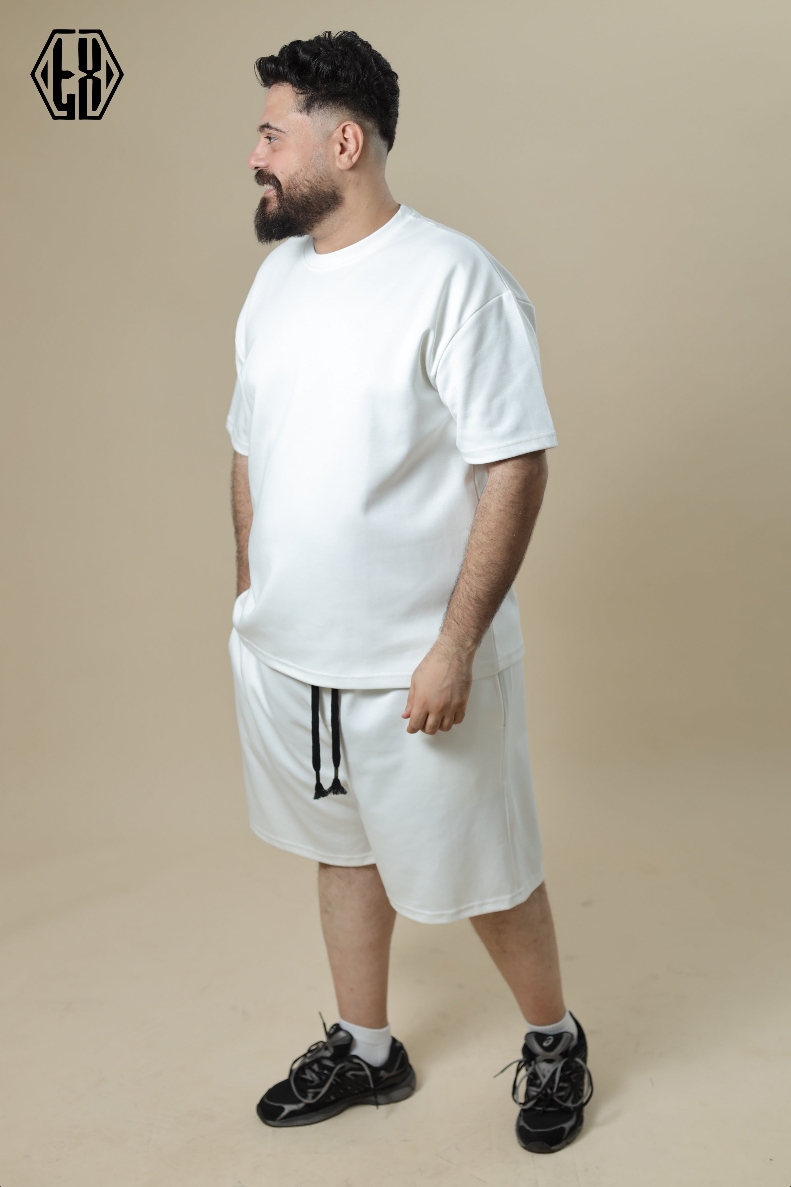 T_SHIRT & SHORT SET