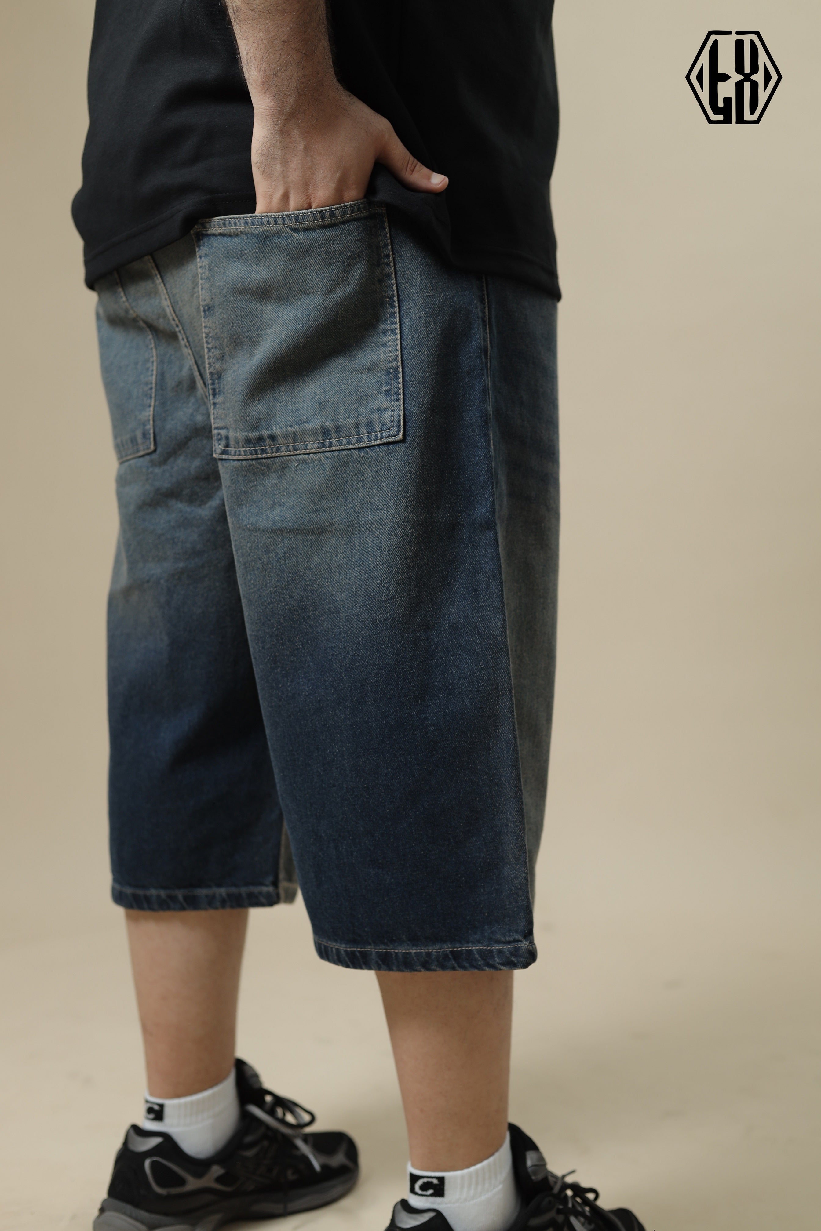 OVERSIZED DENIM SHORT Dirty