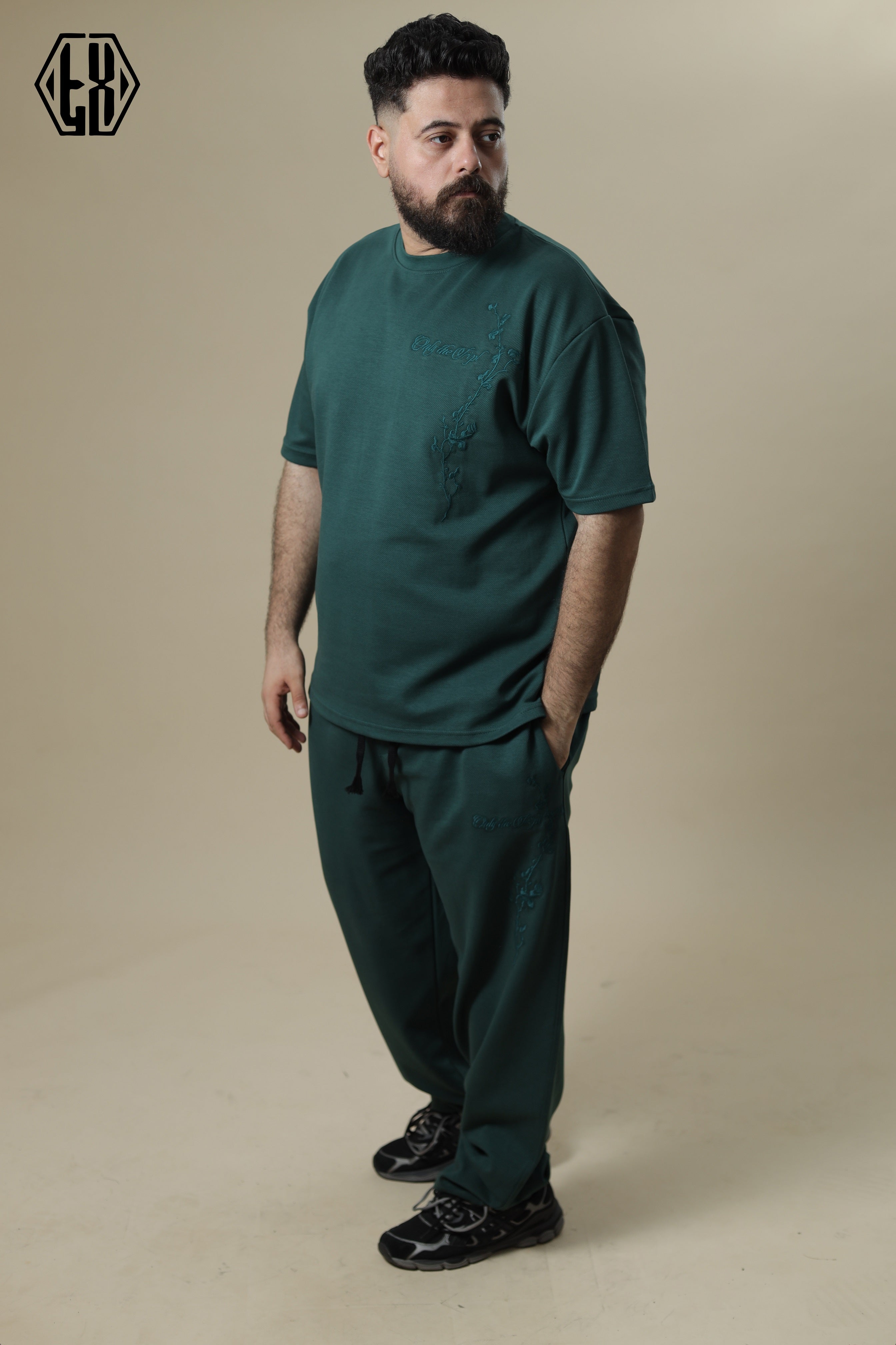 OTT. T_SHIRT & PANT SET