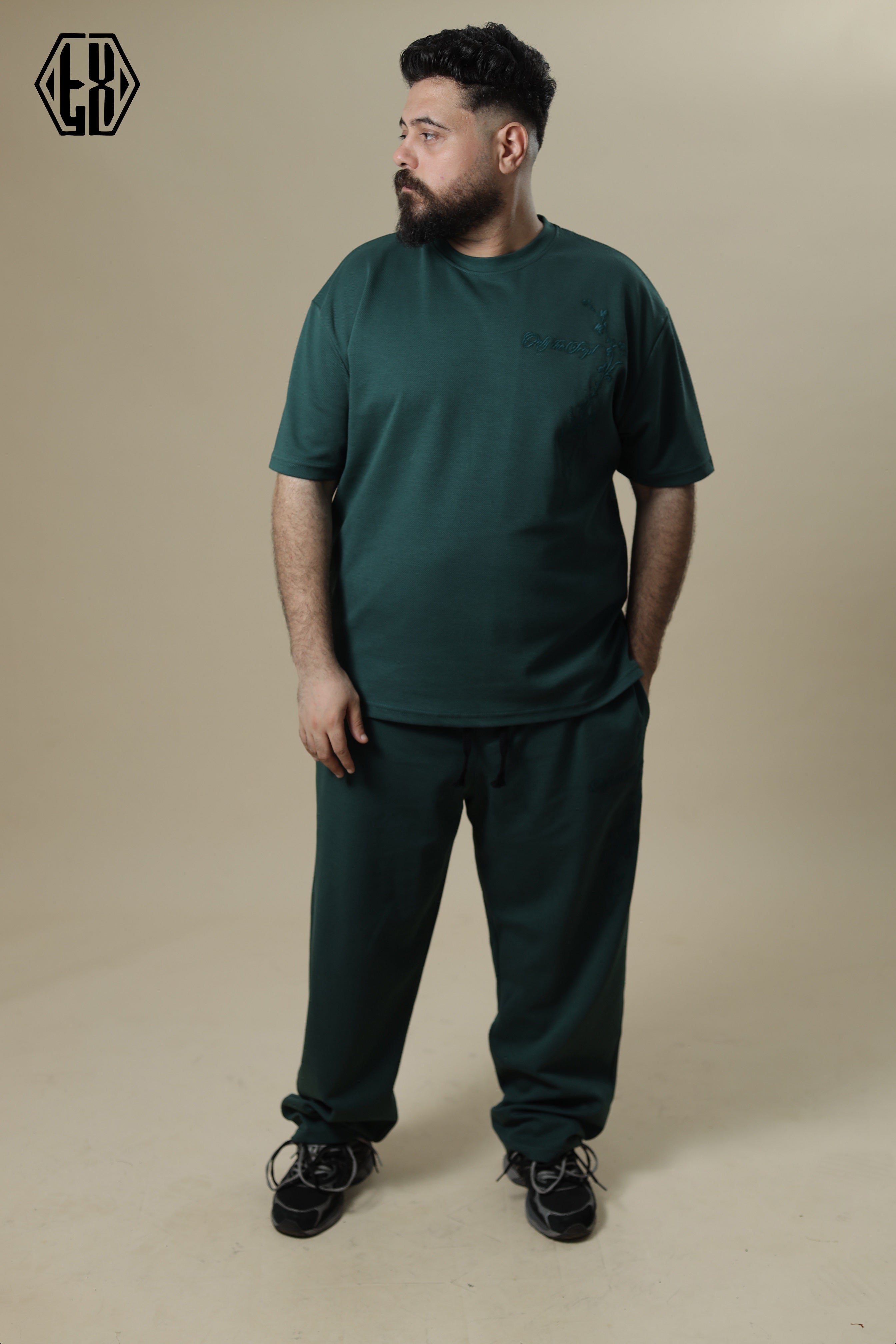 OTT. T_SHIRT & PANT SET
