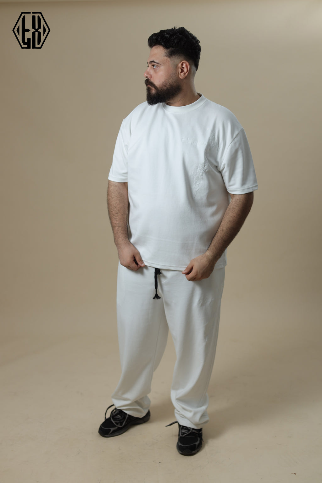 OTT. T_SHIRT & PANT SET