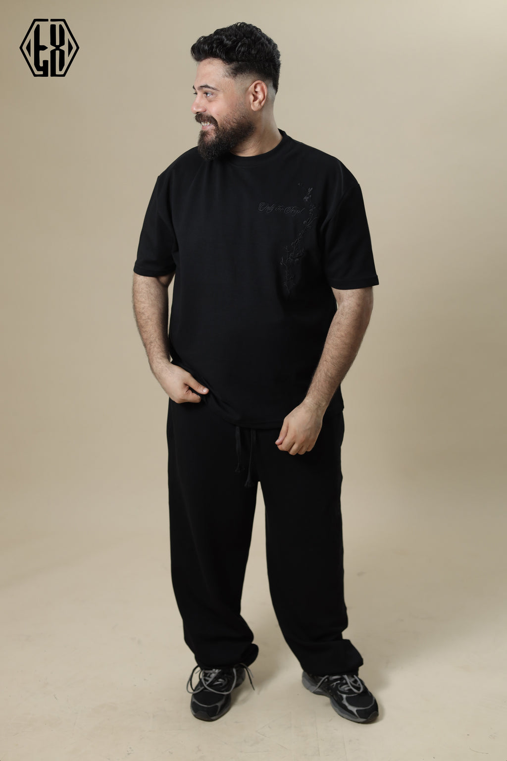 OTT. T_SHIRT & PANT SET